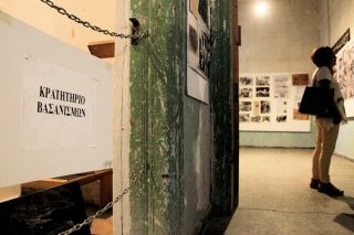 Της επιστρέφουν την ύβριν