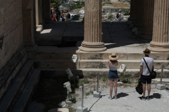 Πολύ υψηλές θερμοκρασίες στα κεντρικά ηπειρωτικά
