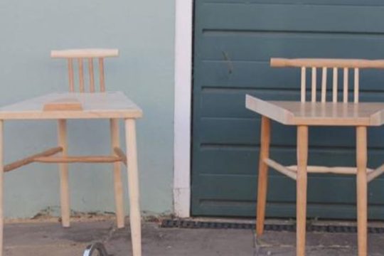 Φρένο στους άντρες που παραβιάζουν χώρο των γυναικών σε δημόσια καθίσματα