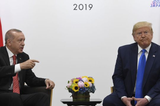 Προτεραιότητες και διλήμματα της πολιτικής Τραμπ στη Μ. Ανατολή 
