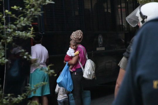 Σύγχυση αρμοδιοτήτων και πληροφοριών με τους 133 πρόσφυγες