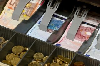 Μοίρασε «καμπάνες» η ΑΑΔΕ στην Κρήτη
