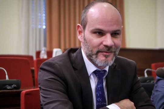 Καμπανάκι για το πλεόνασμα