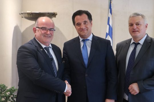 Συνάντηση Γεωργιάδη με τη ΓΣΕΒΕΕ
