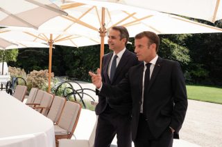 Γαλλικά «δεκανίκια»