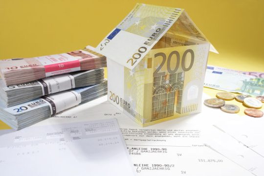 Σε ρυθμούς… Αυγούστου η προστασία πρώτης κατοικίας