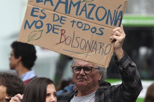 Σύγκρουση και για τον… Αμαζόνιο