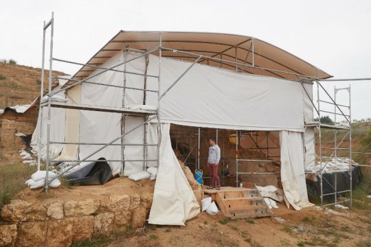 Πιο γρήγορους ρυθμούς στην Αμφίπολη ζητά η υπουργός