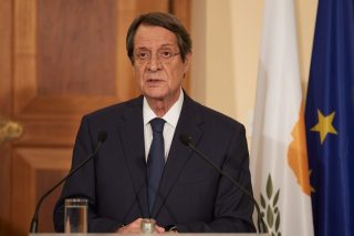 Τι επιδιώκει επιτέλους η Λευκωσία;