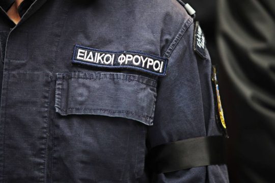 Ανω-κάτω η Αστυνομία λόγω της πρόσληψης 1.500 ειδικών φρουρών