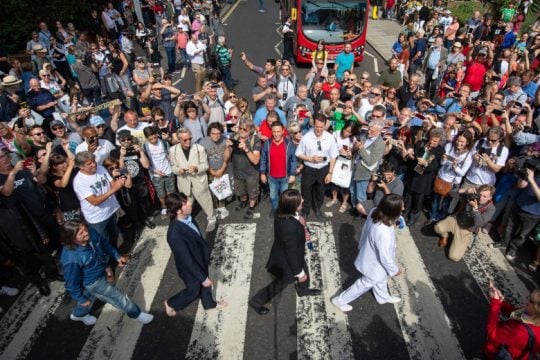 Οι Beatles στο Abbey Road: Πενήντα χρόνια από την πιο διάσημη μουσική φωτογραφία