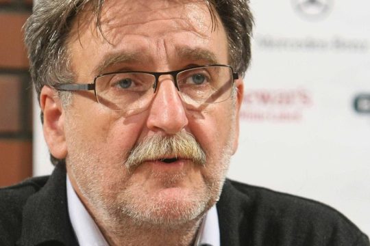 Πέθανε ο δημοσιογράφος και συγγραφέας Γιώργος Μπράμος