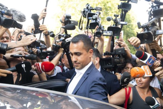 Αδειάζει η κλεψύδρα για το σχηματισμό κυβέρνησης στην Ιταλία