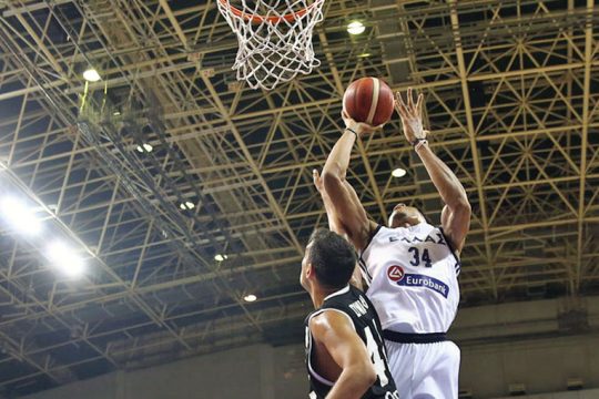 Η Εθνική μετράει νίκες και μέρες