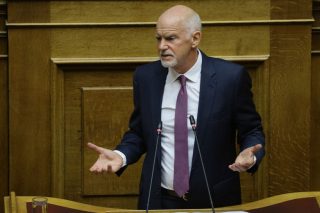 Βολές Παπανδρέου για το άσυλο