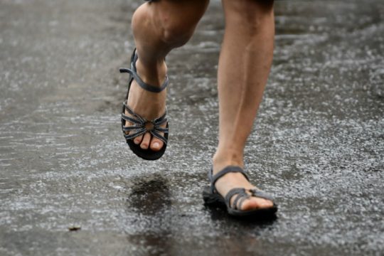 Επιδείνωση του καιρού από την Πέμπτη με βροχές και καταιγίδες