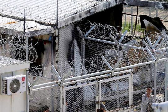 Ζήτημα ζωής και θανάτου η αποσυμφόρηση στη Μόρια