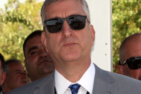 Η σιωπή του κ. Μητσοτάκη για τον… μουσικό της ΕΥΠ