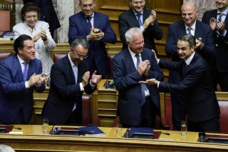 Ενας μήνας… φαγούρας