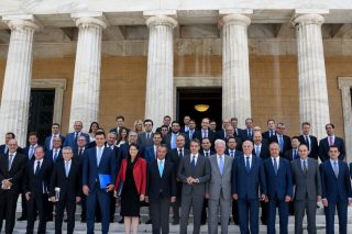 Η εκπρόσωπος Τάφου και άλλες εννέα ανήκουστες αποφάσεις