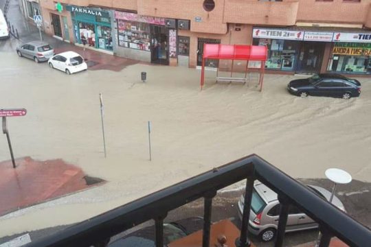 Πλημμύρες, χαλάζι και ανεμοστρόβιλοι στη Μαδρίτη