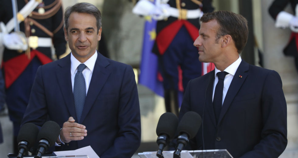 Οι προκλήσεις στην Ε.Ε. και η διμερής συνεργασία στην ατζέντα Μακρόν-Μητσοτάκη