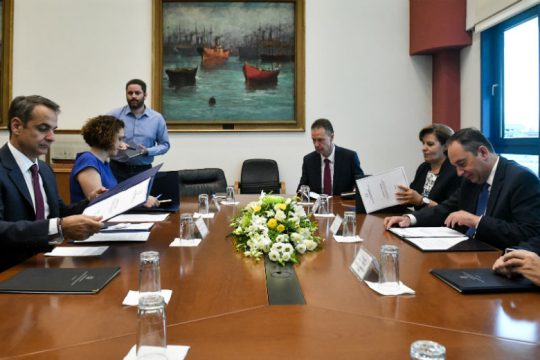 Μητσοτάκης: Η ελληνική σημαία να γίνει πιο ελκυστική για Έλληνες πλοιοκτήτες