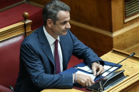 Ανοίγει η Βουλή, περιοδεία Μητσοτάκη στο εξωτερικό
