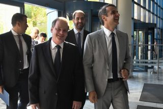 Πόλεμος με τα όλα του