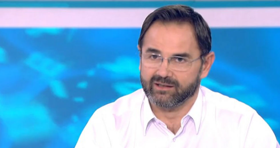 Η ΠΟΑΣΥ αδειάζει τον Μπαλάσκα για τα «σκουπίδια από τα Εξάρχεια»