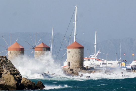 Ισχυροί άνεμοι στο Αιγαίο