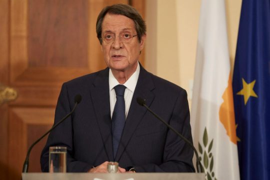 Στην Κύπρο η ειδική απεσταλμένη του γ.γ. του ΟΗΕ