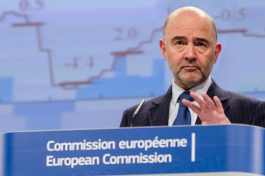 Κομισιόν: Ένας χρόνος μετά την επιτυχή έξοδο της Ελλάδας από το μνημόνιο