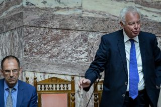 Το περίεργο ενδιαφέρον του κυρίου αντιπροέδρου