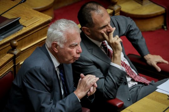 Δεν γίνατε τώρα πολιτικό πρόσωπο κ. Πικραμένε…