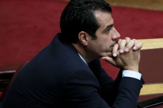 Νομική στήριξη Πλεύρη στον Μπαλάσκα