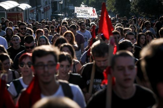 Με έναν λυγμό