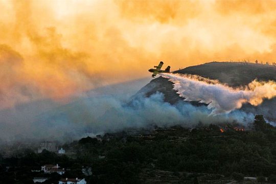 Ο εθελοντισμός σβήνει φωτιές
