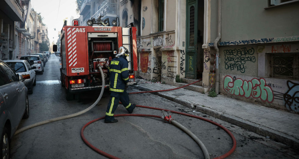 Νεκρός σε πυρκαγιά σε κατοικία στις Αχαρνές