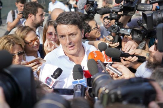 Οι Δημοκρατικοί του Ρέντσι ή του Τζινγκαρέτι θα διαπραγματευθούν για νέα κυβέρνηση;
