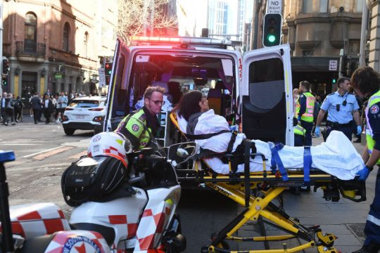 Σίδνεϊ: Σύλληψη άνδρα που επιτέθηκε με μαχαίρι σε περαστικούς