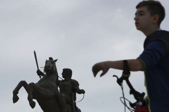 ΣΥΡΙΖΑ: Η Συμφωνία των Πρεσπών, ένα βήμα προς όφελος των δύο λαών