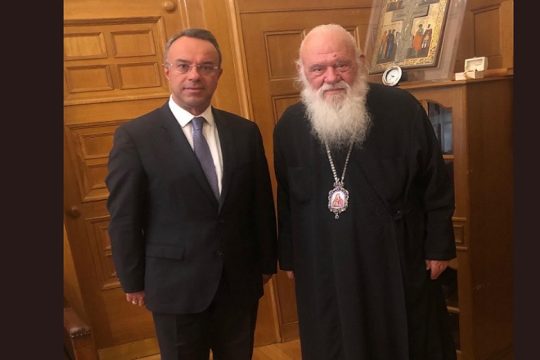 Τι ήθελε να πει ο ποιητής-συντάκτης;