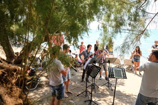 Στη Λέσβο και τη Χίο με πυξίδα την κλασική μουσική