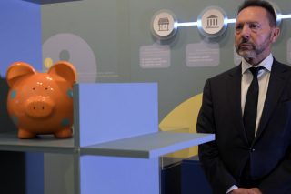 Με ντοκουμέντα  για σκάνδαλα  απάντησε ο Πολάκης