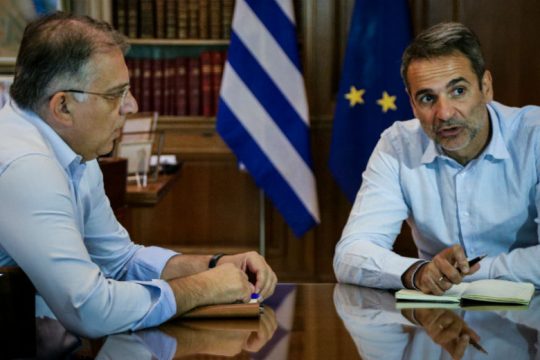 Οι «γαλάζιοι» προηγούνται…