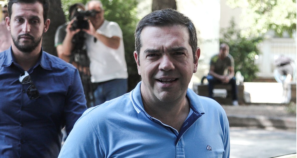 Μπροστά με έξι βήματα