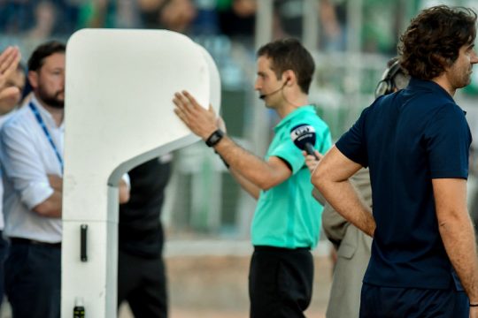 Με… υπογραφή VAR η ισοπαλία στη Λαμία