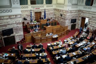 Η μοναξιά ενός νομοσχεδίου
