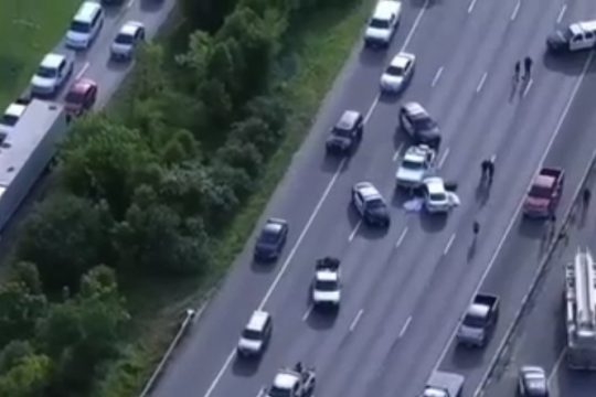 Δύο νεκροί από πυρά μετά από τρακάρισμα στο Χιούστον